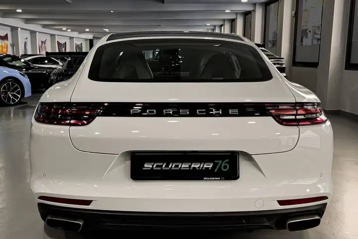 Retro Panamera bianco