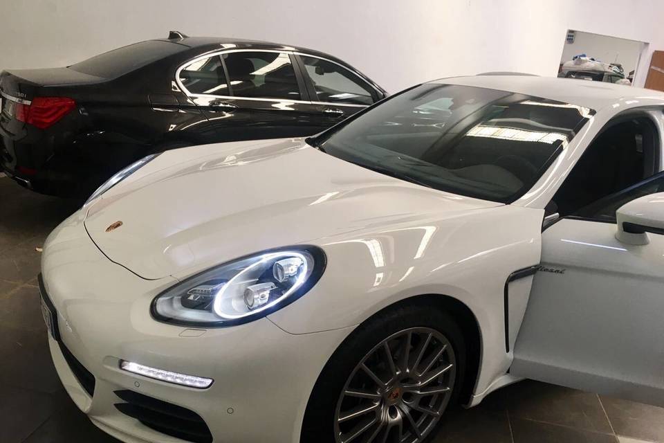 Porsche panamera bianco