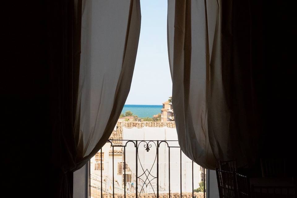 Vista mare dal salone d'onore