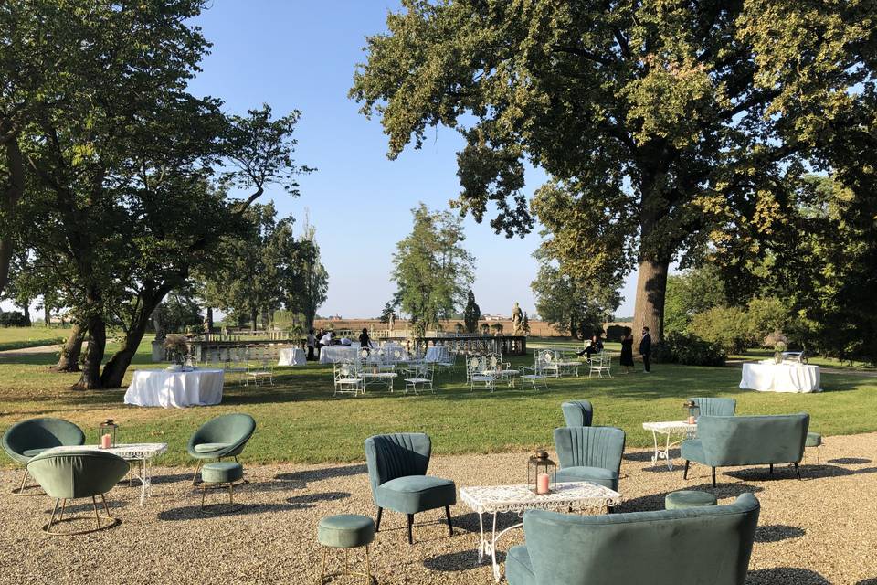 Lounge nel parco