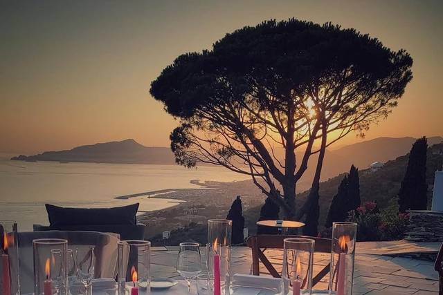 Rose e candele sul golfo