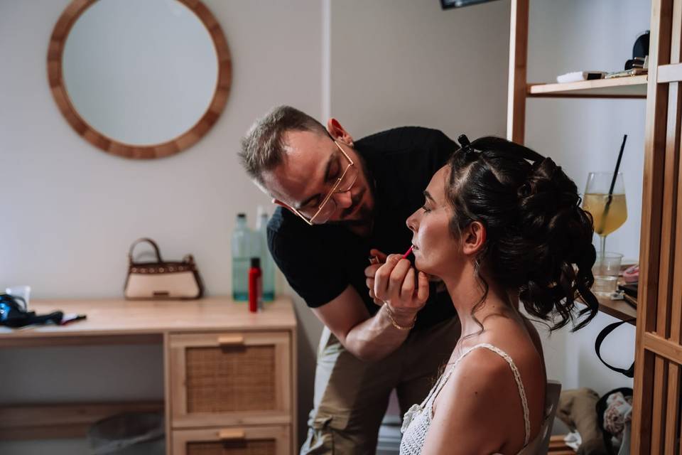 Make up bride