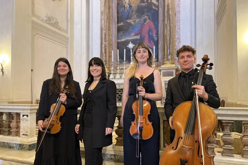 Trio d'archi e voce