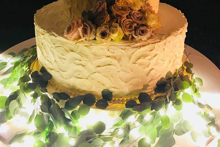 Wedding Cake flower power