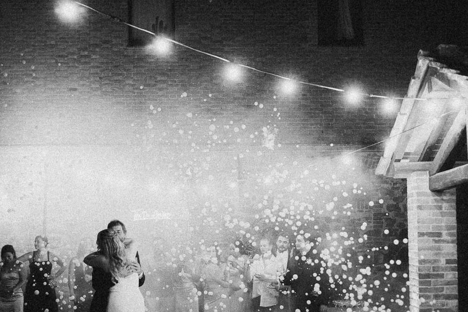 Bubble Fog Machine Wedding