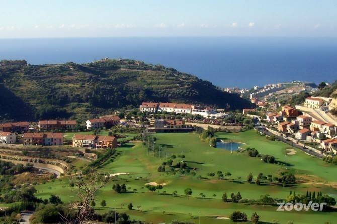 Castellaro Golf Resort