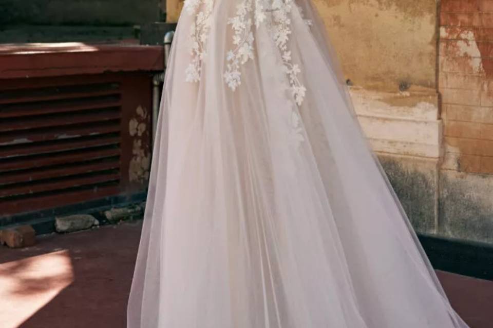 Annais Bridal