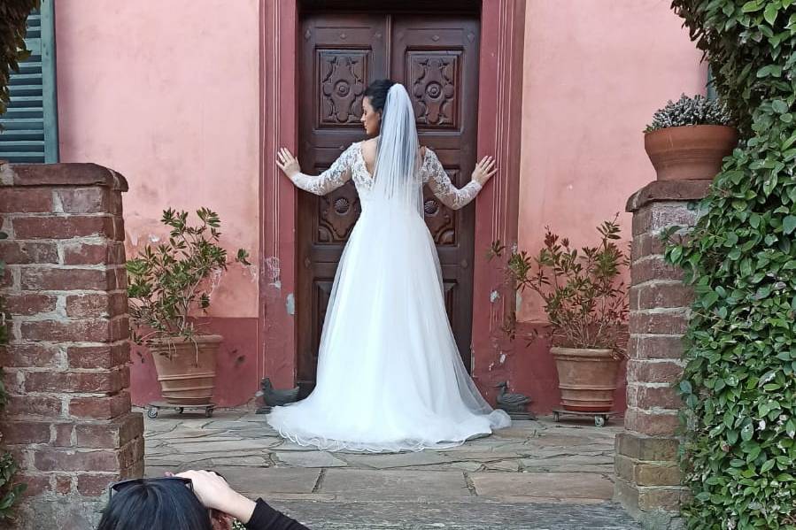 Abito artigianale sposa