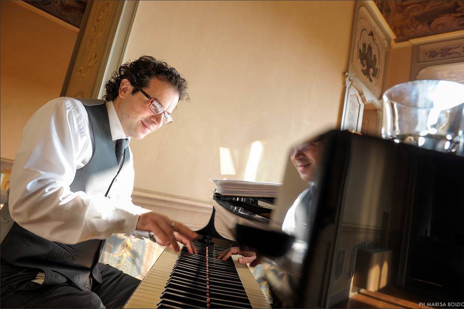 Pianista con cantante