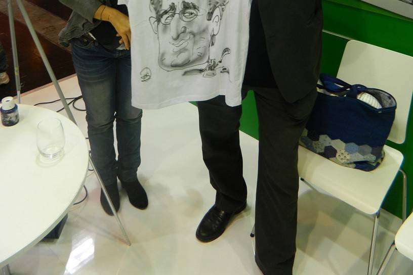 Caricatura su t-shirt