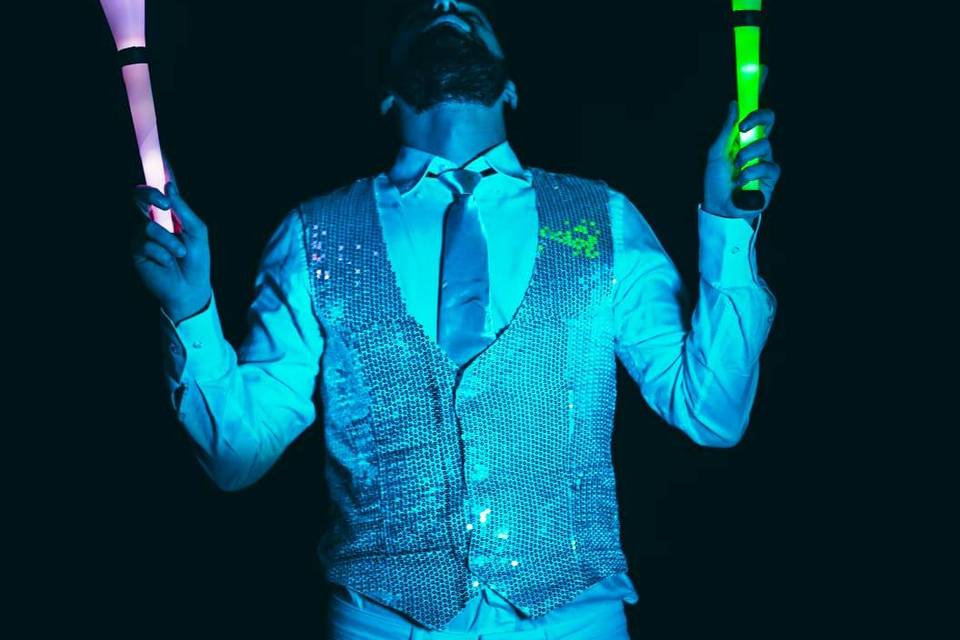 Giocolieri luminosi per sposi