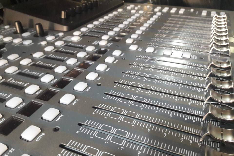 Mixer digitale 32ch