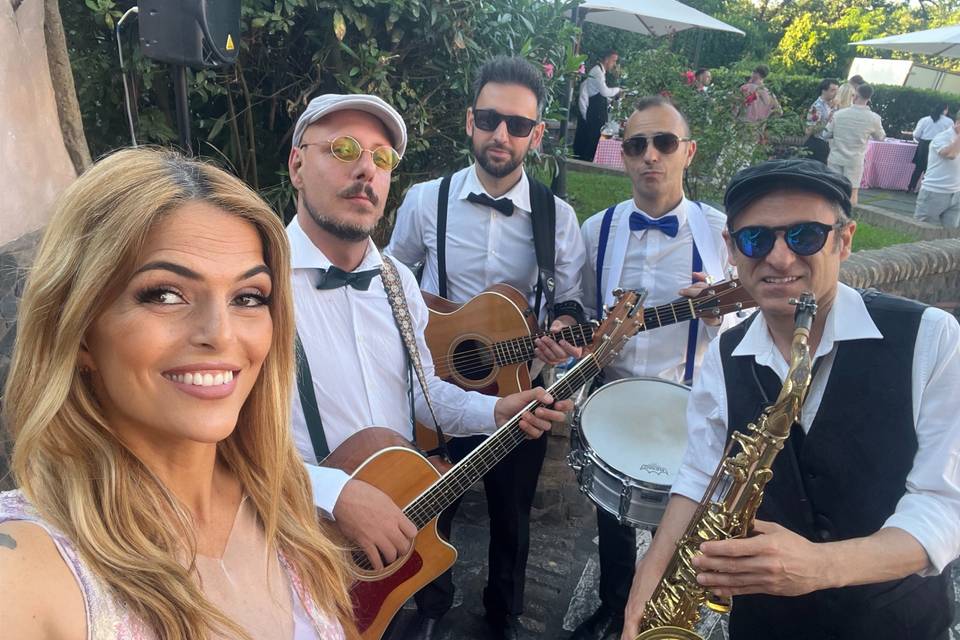 Strolling Band