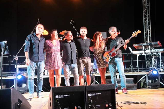 In Groove Live