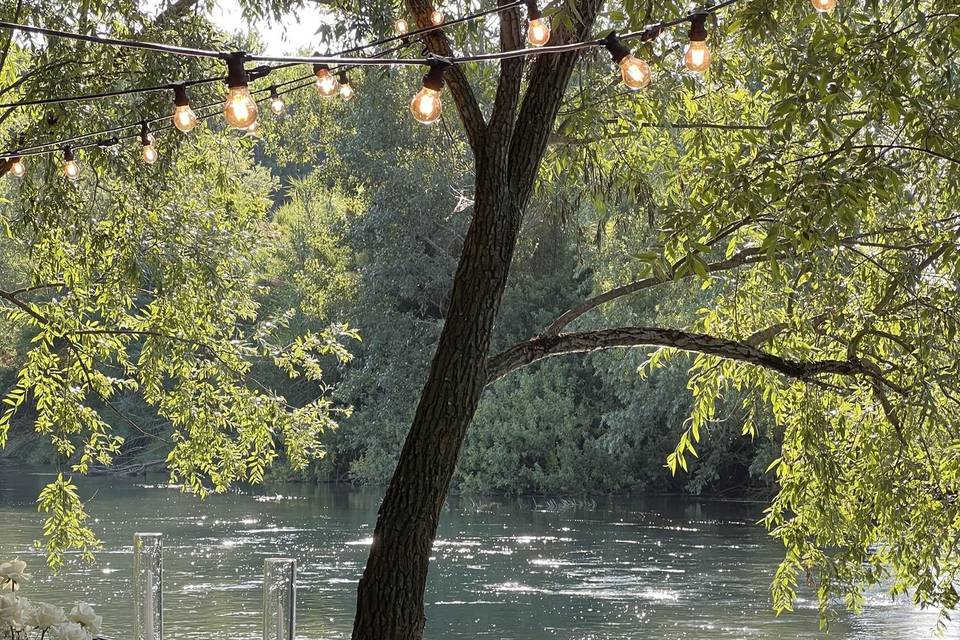 Rustic chic wedding design