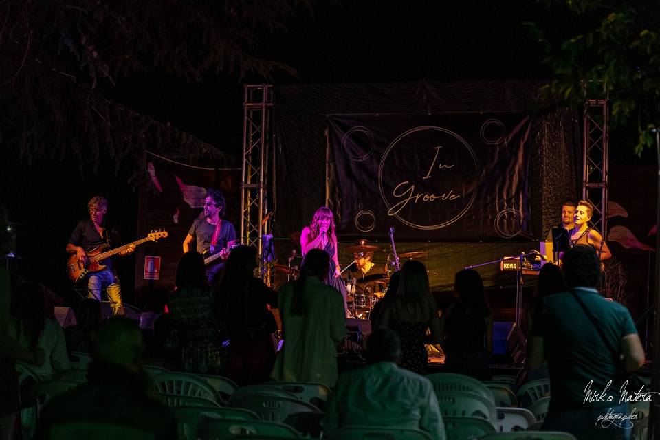 In Groove Live