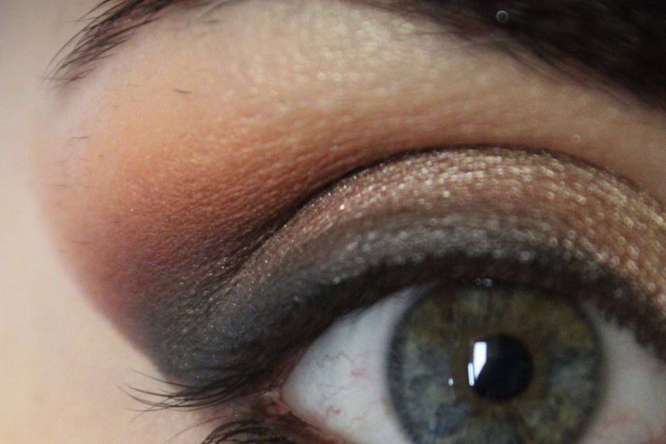 Linda Santoro Make-up Artist