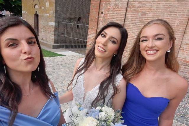 Sposa e damigelle