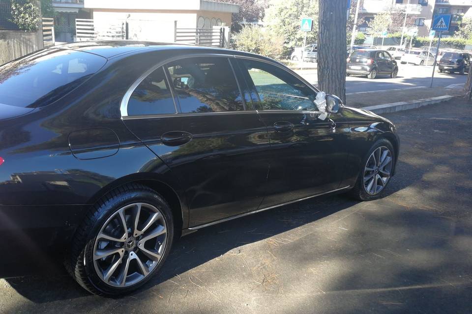 Mercedes Classe E sposa