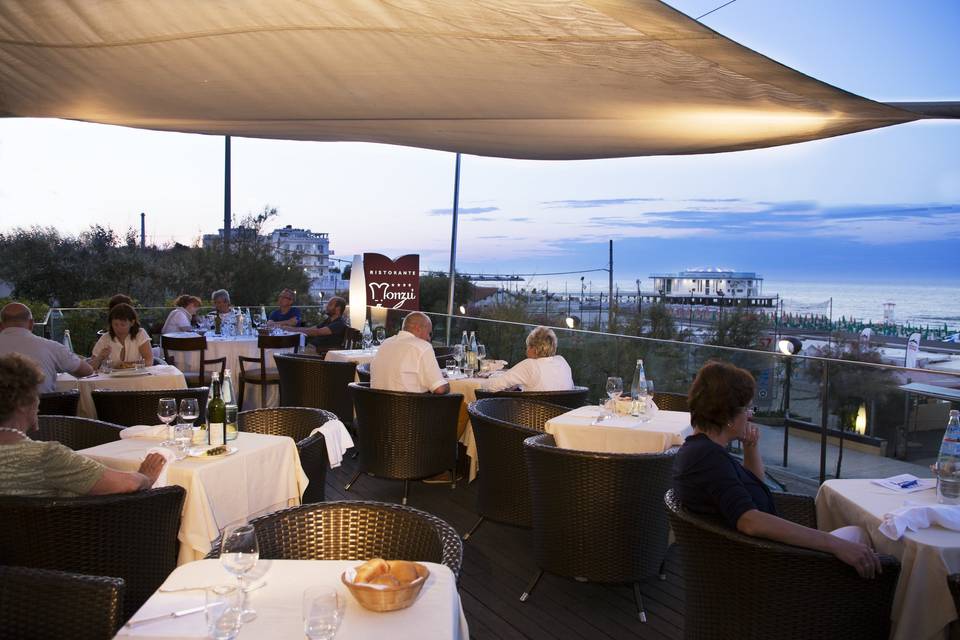 Cena in terrazza