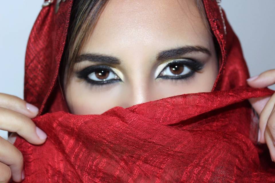 Arabic make-up