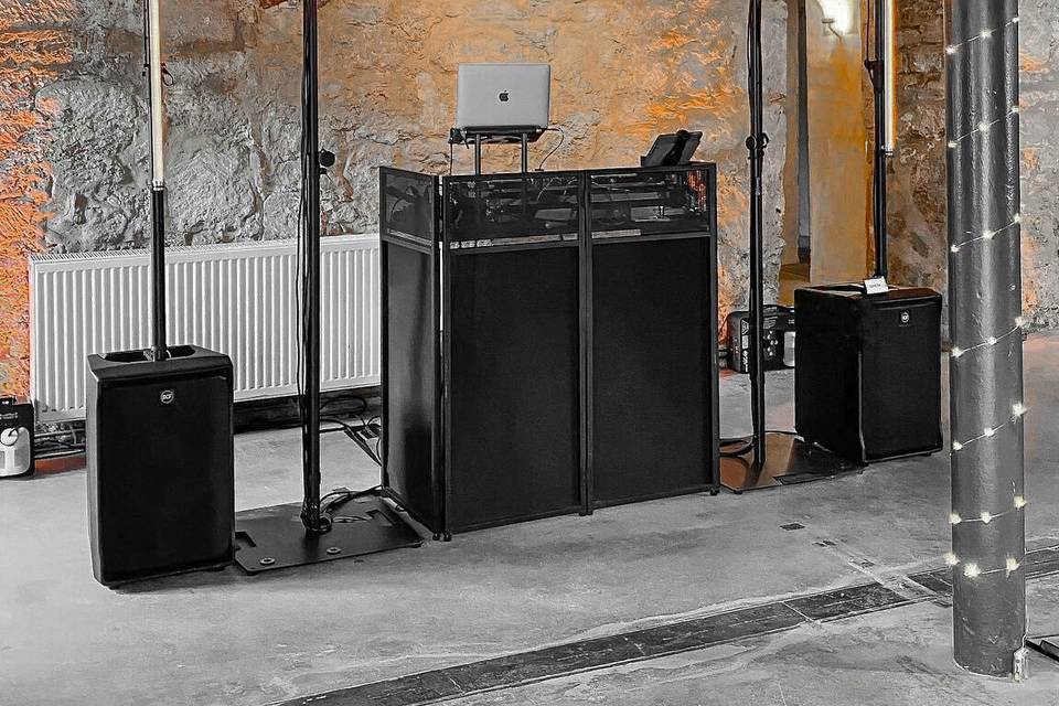 DJ BOOTH con pali a led
