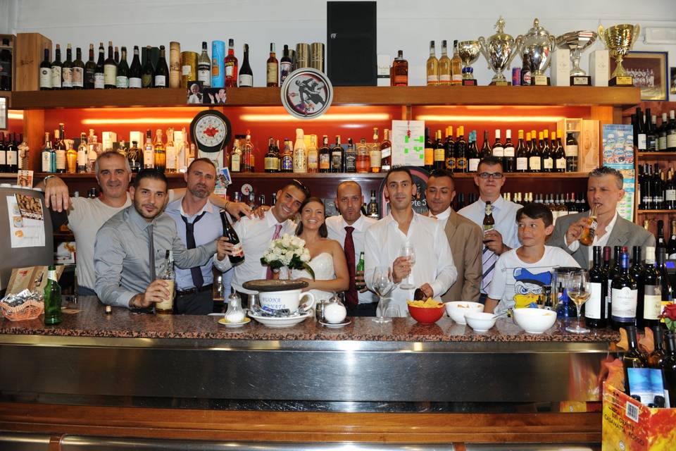 Amici al bar