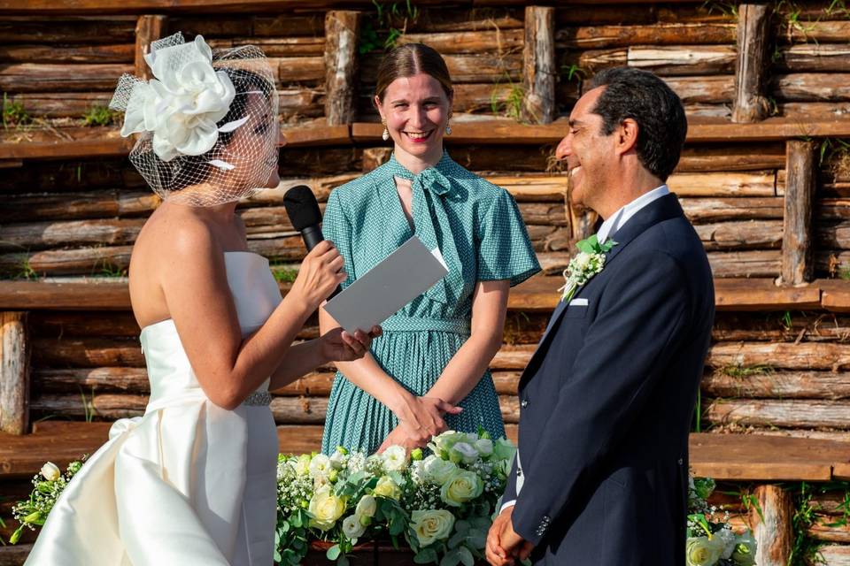 Floriana Borrino Celebrante