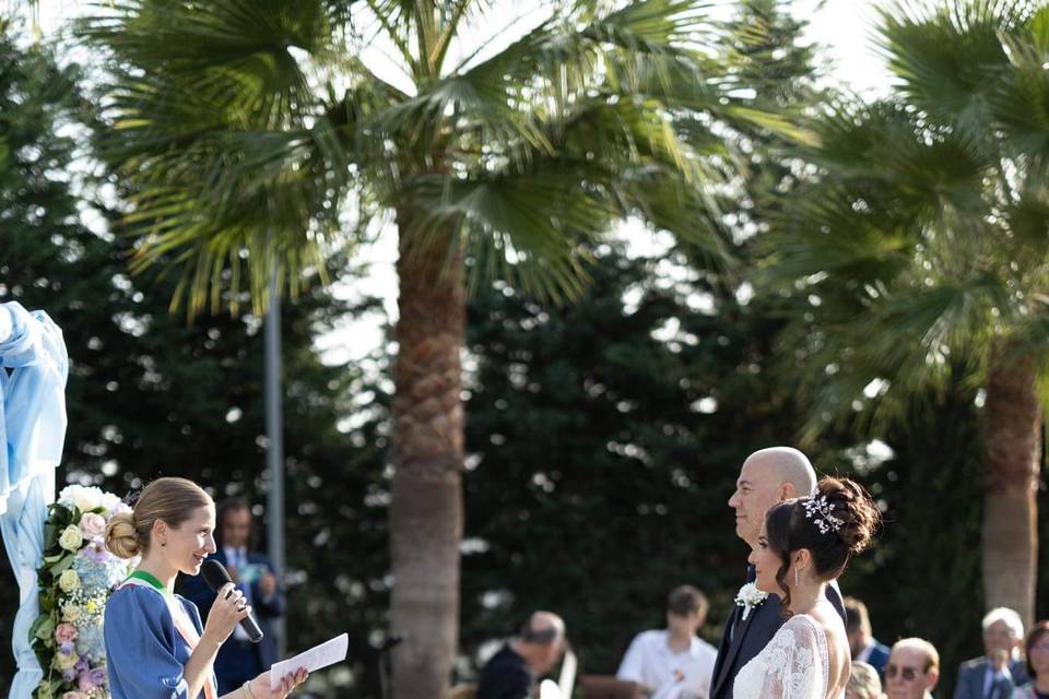 Floriana Borrino Celebrante