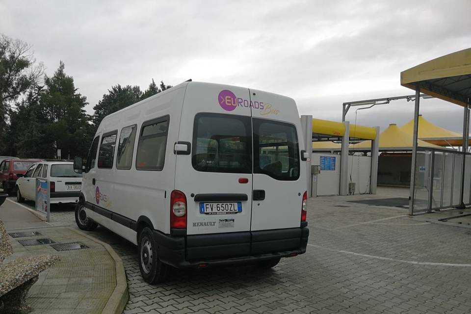 Euroads Bus
