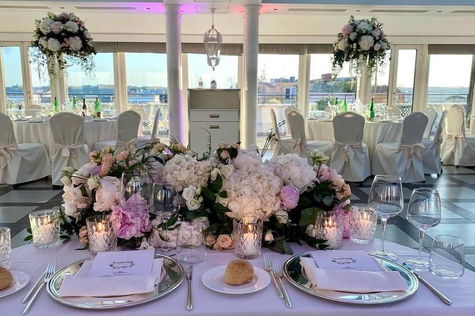 Bride&Groom table