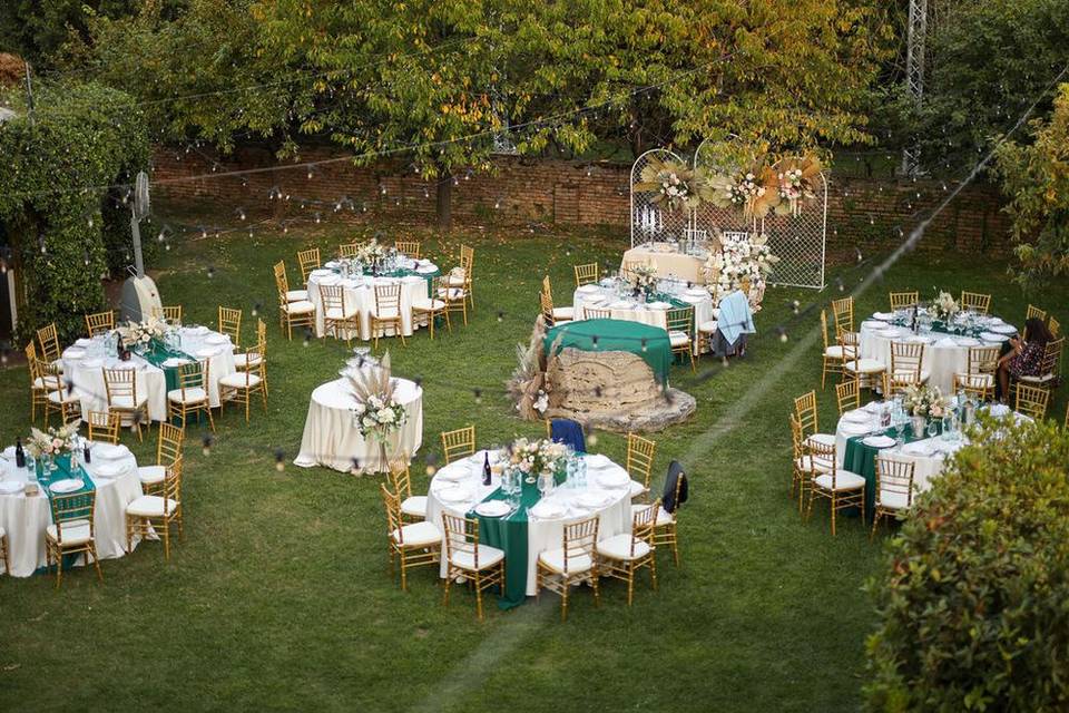 La cena in giardino