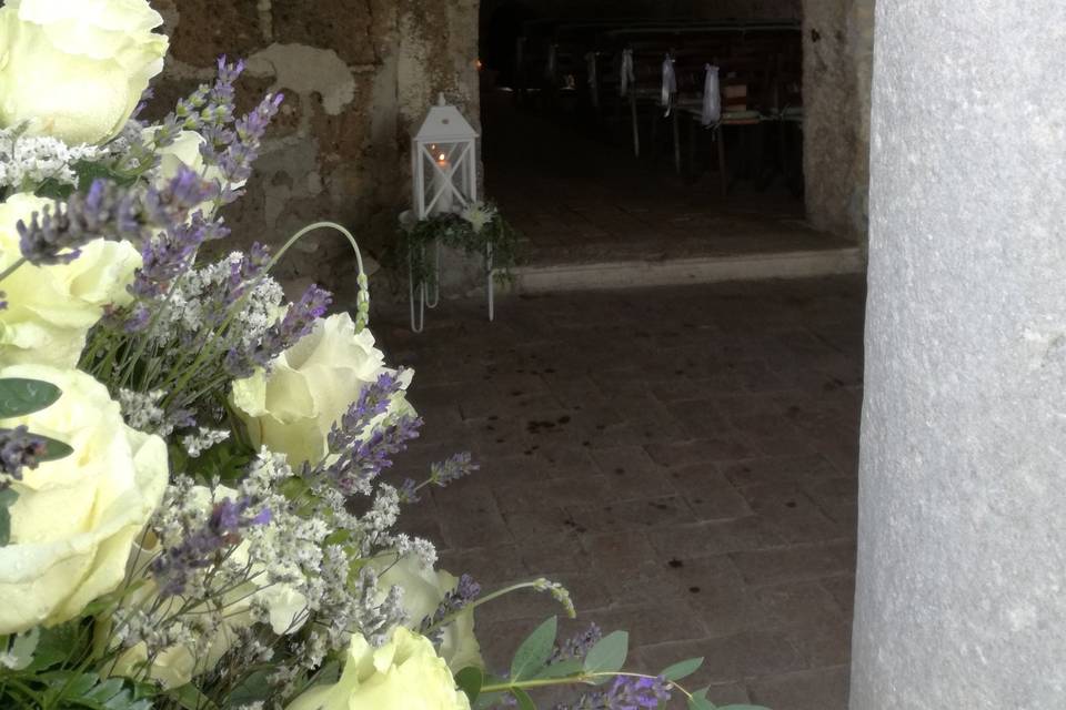 Bouquet sposa peonie e lavanda