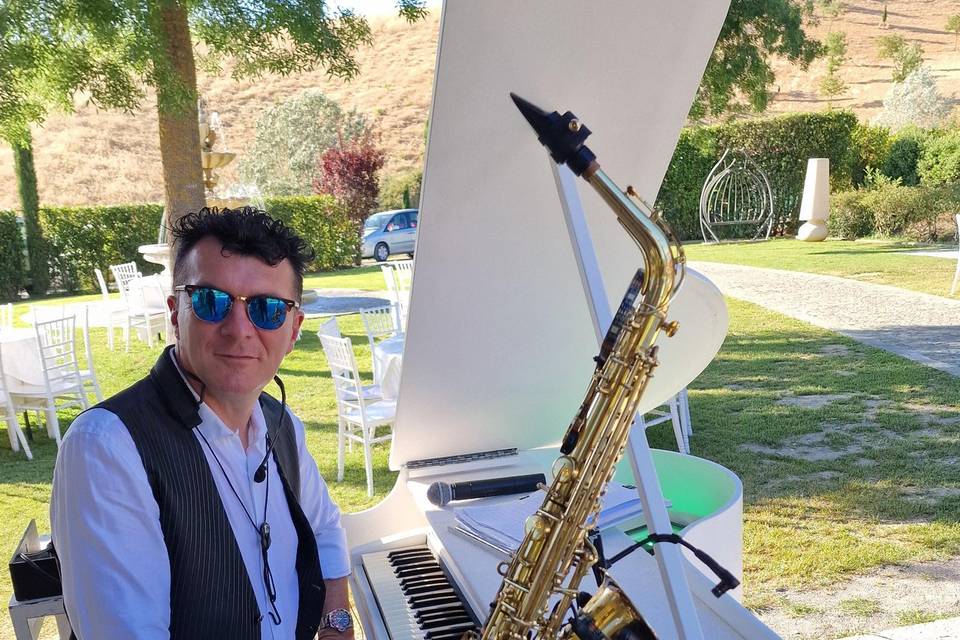 Federico Tozzi Sax Live DJ Animazione