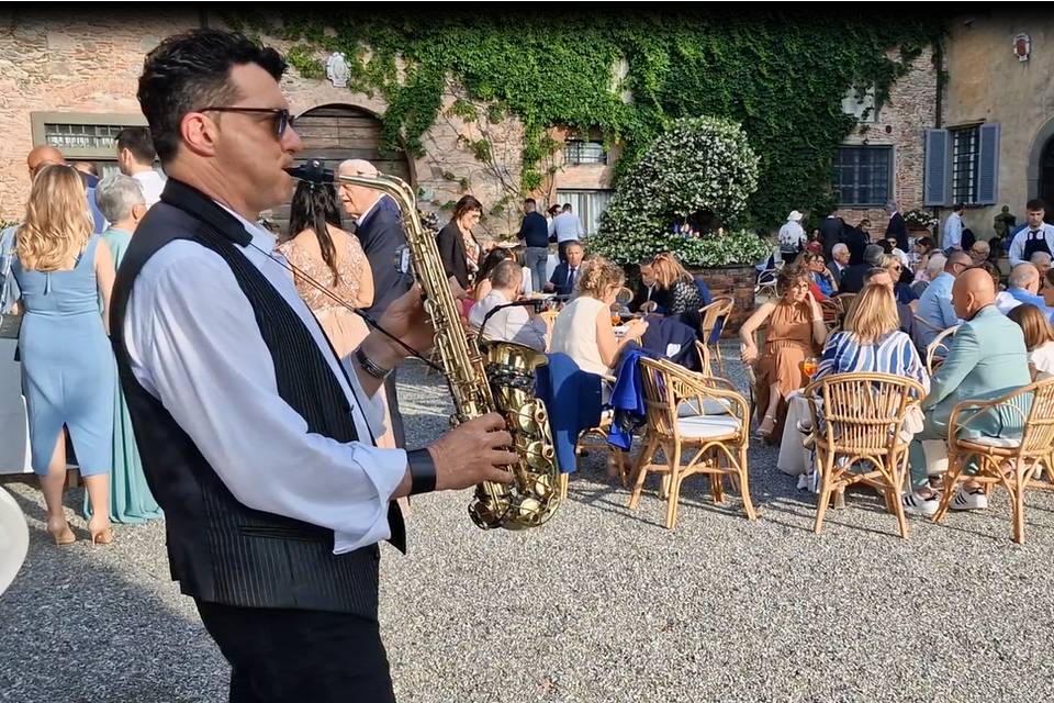 Federico Tozzi Sax Live DJ Animazione