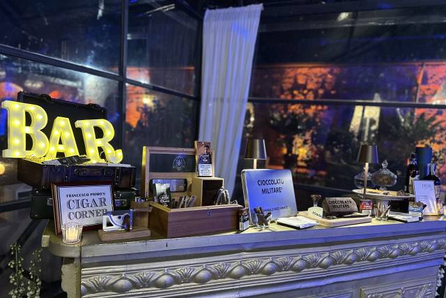 Cigar Corner - Wed 025