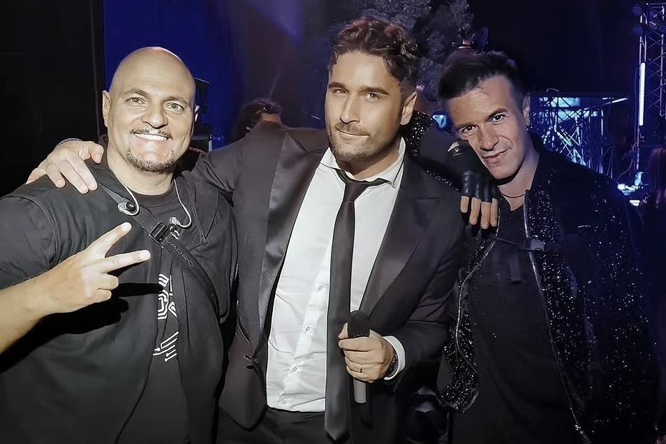 Opening act Eiffel 65
