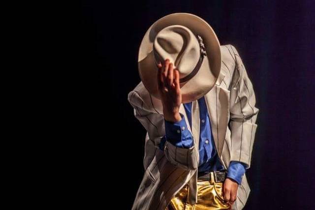 Tributo a Michael Jackson – Live Show Americano