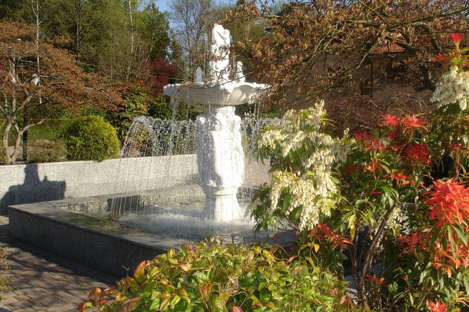 Fontana/giardino Ristorante