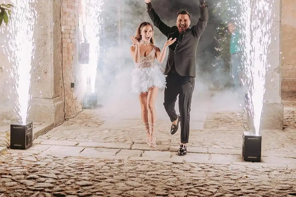 Sparkular: un effetto unico per il tuo Matrimonio!  Palladio Eventi •  Service Audio Video Luci Allestimenti