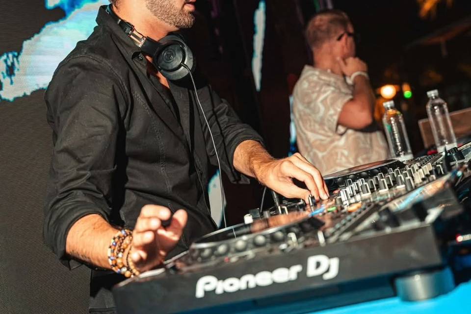 DJ Scando