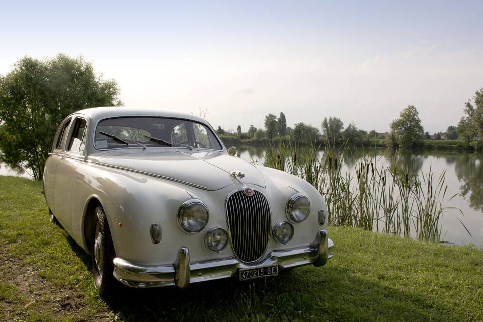 Auto d'epoca sui nostri laghi