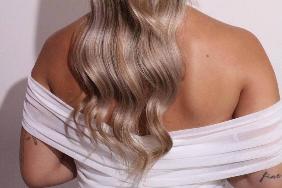 Twisted half up