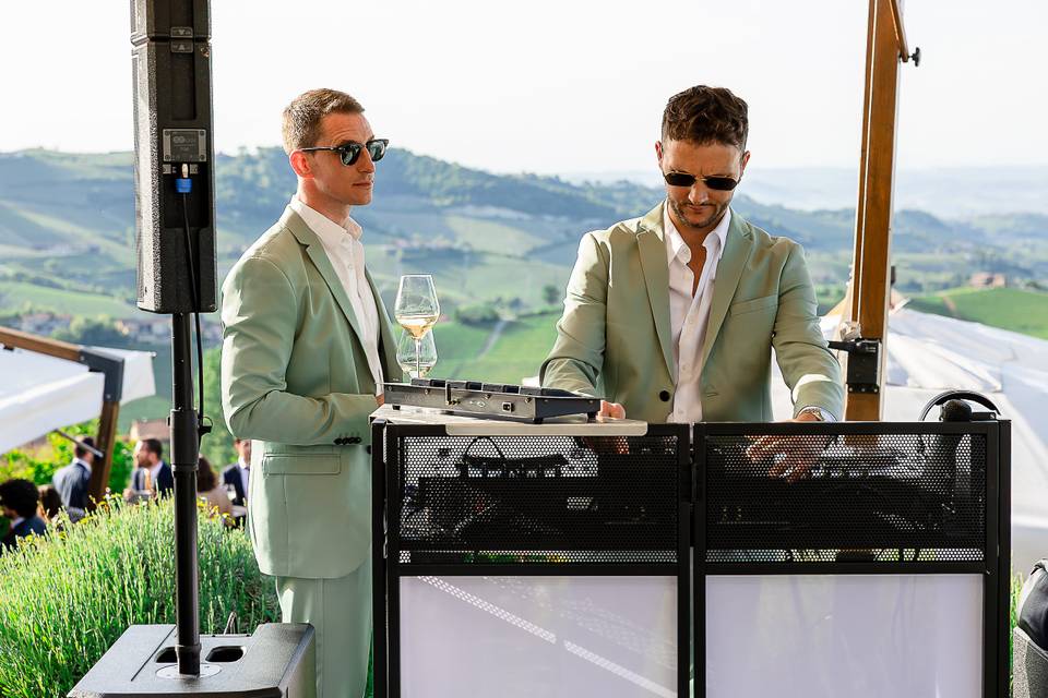 Dj e Vocalist