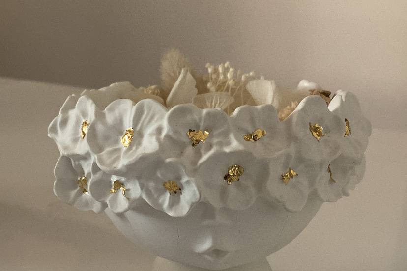 Candle cherry blossoms gold