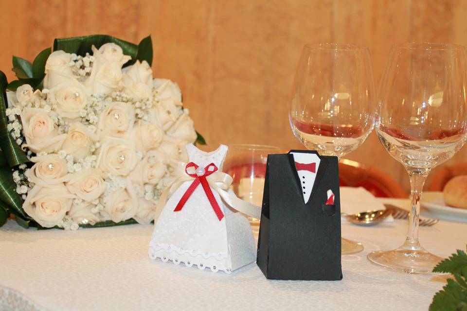Dettaglio tavolo sposi