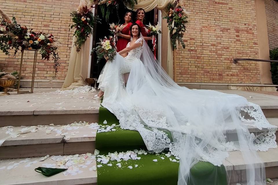 La sposa e le sue damigelle