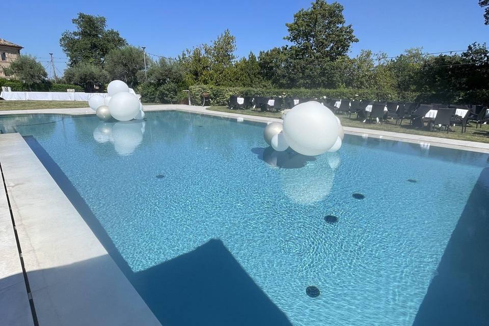 Villa Anitori balloon pool