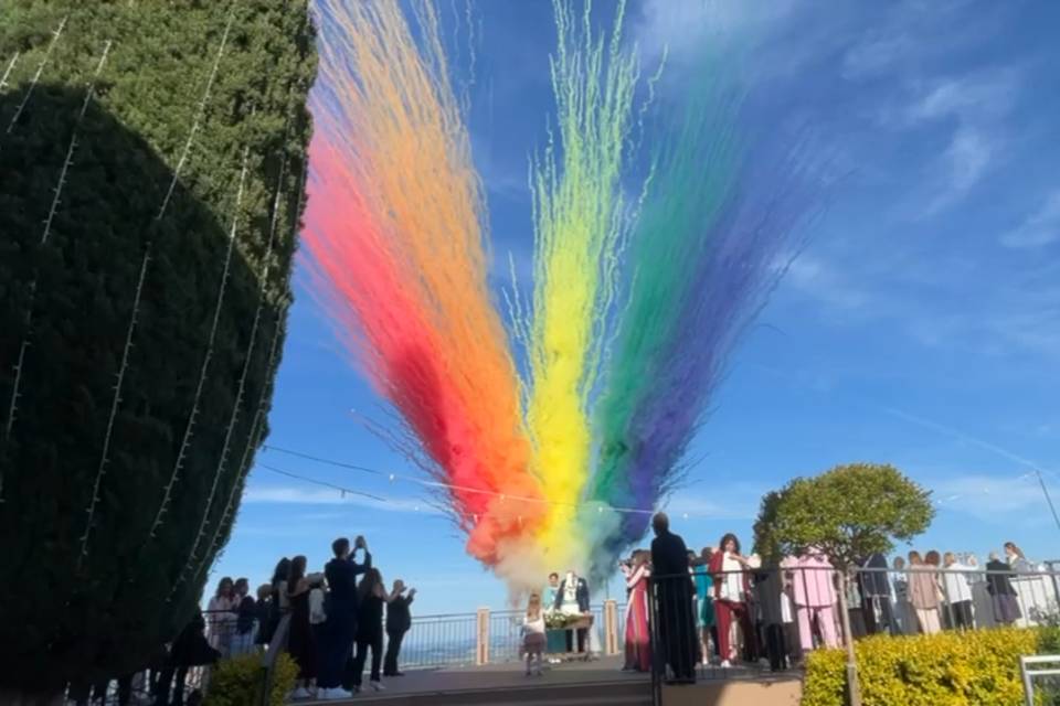 Smoke bomb casolare dei segret