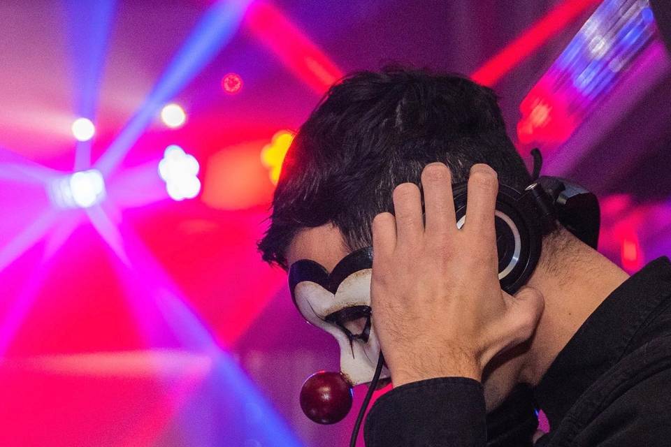 Clown DJ Metal